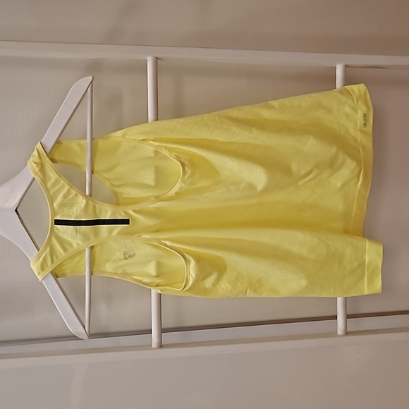 Yellow racerback sports top S - Picture 2 of 3